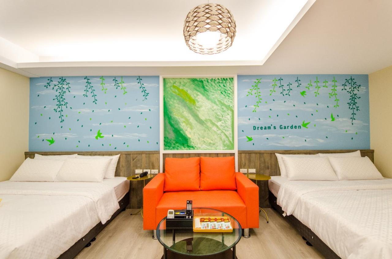 安尼赫時尚旅店 Anich Fashion Inn I 墾丁大街 I 親子遊戲區 I 停車位 Exterior photo